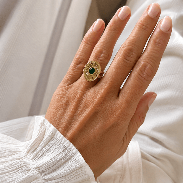 Bague Celestina – Vert – Vue portée